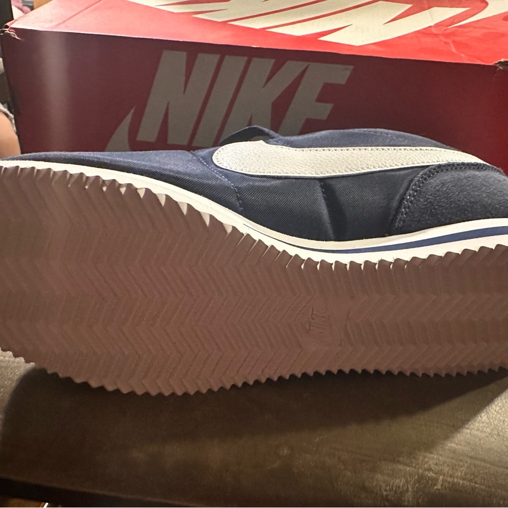 Nike Men's Cortez *brand new never worn* (I can’t only ship on weekends) - Picture 2 of 5